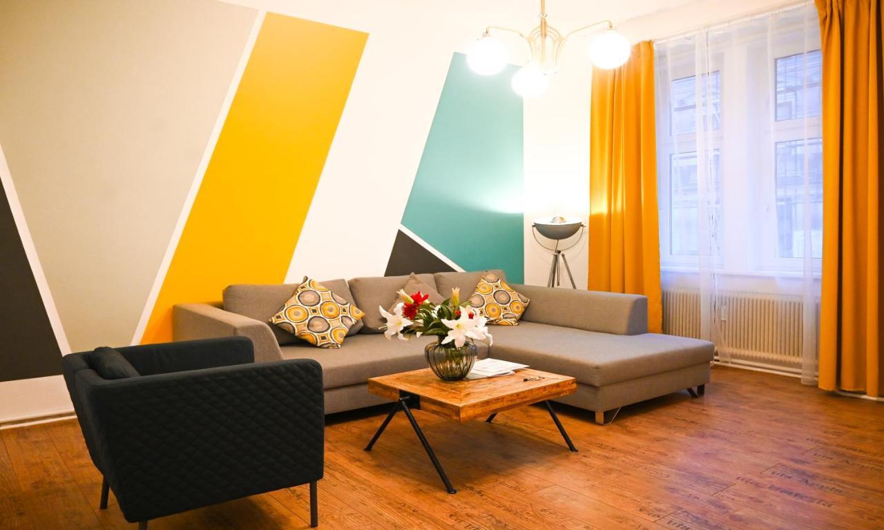 Modern Apartment Wiener Stadthalle Екстер'єр фото
